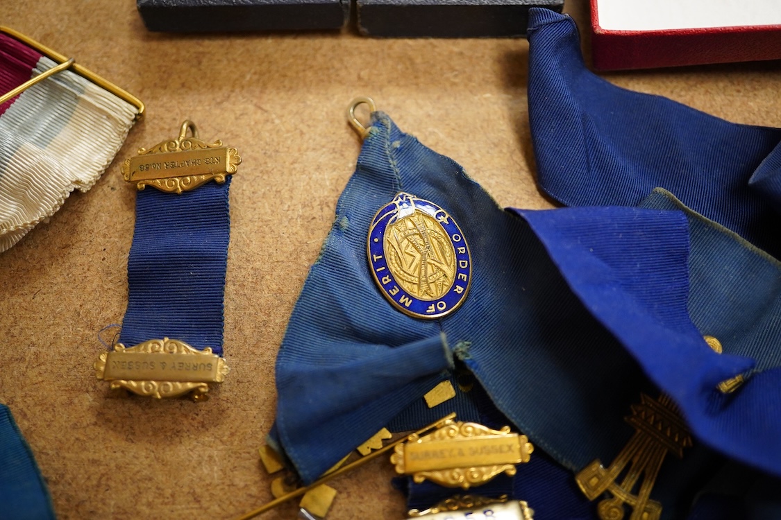 Collection of masonic and buffalo medals